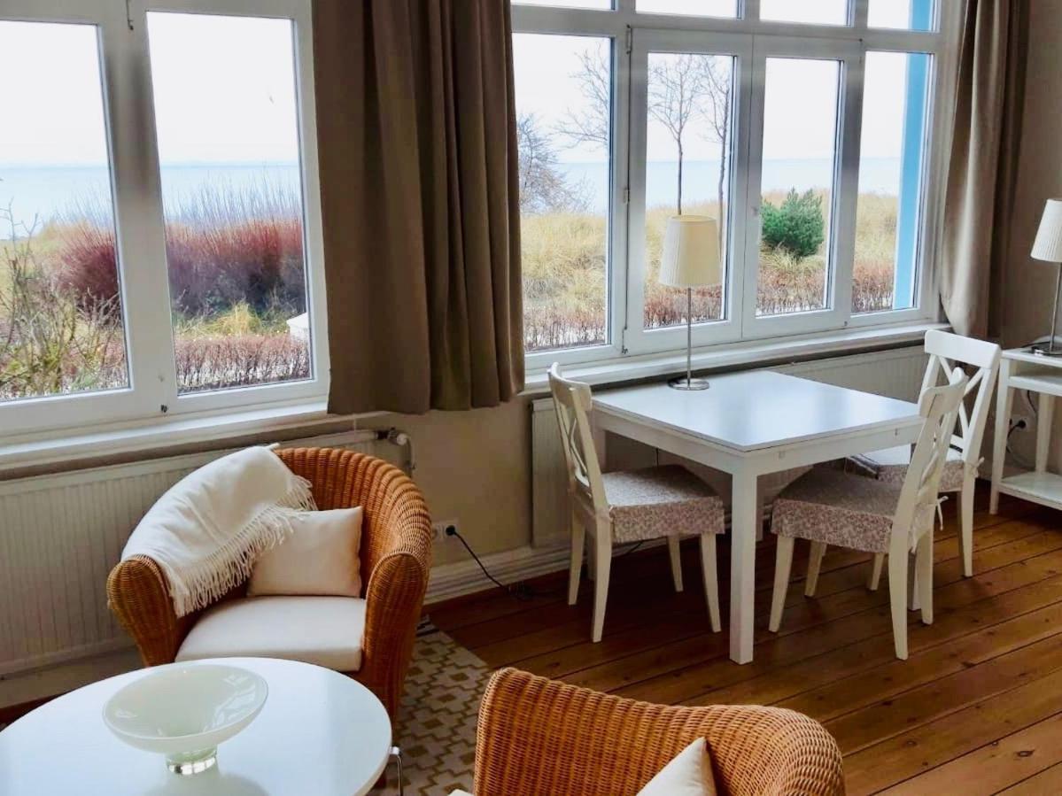 Kleines Strandhotel Niendorf  Exterior photo